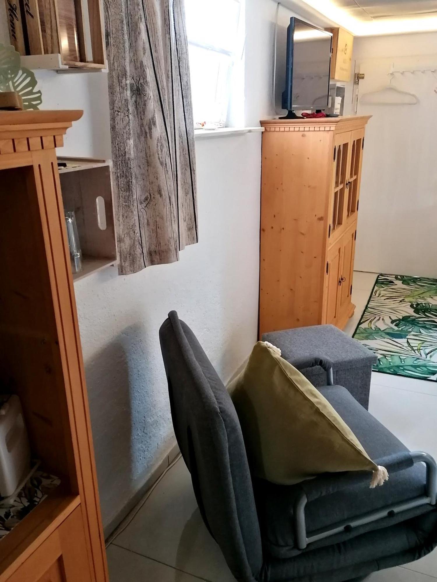 Kleines Studio Im Eichenwaeldchen, 1 Zimmer Kueche Bad Friedrichsgrun Exteriör bild