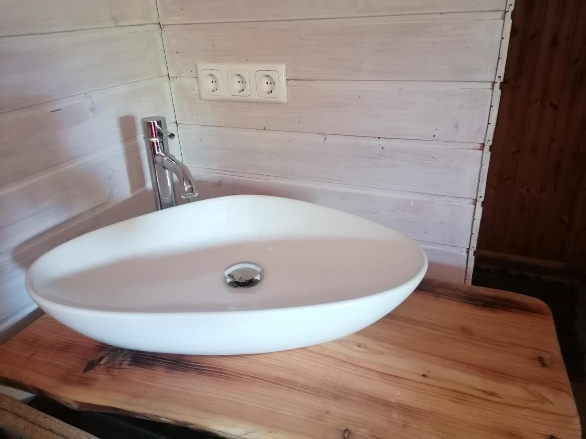 Kleines Studio Im Eichenwaeldchen, 1 Zimmer Kueche Bad Friedrichsgrun Exteriör bild